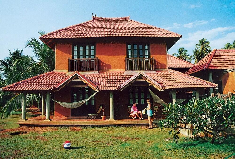 Poovar Island Resort Exterior foto